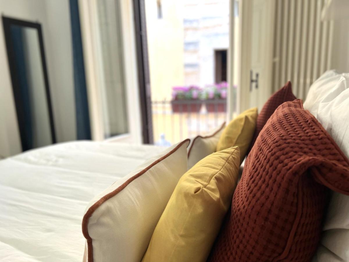 Appartamento Palazzo Barone,nel cuore del Borgo Antico. Bari Esterno foto
