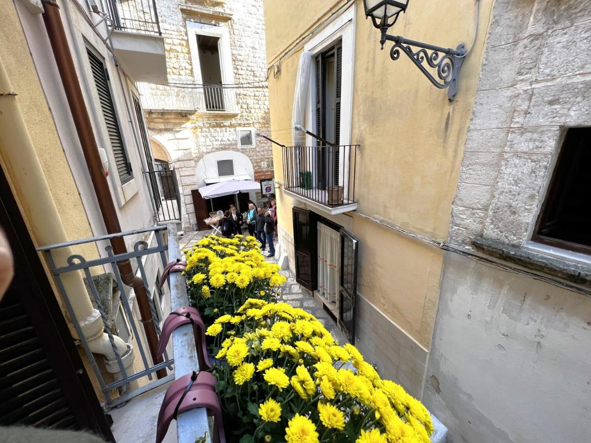 Appartamento Palazzo Barone,nel cuore del Borgo Antico. Bari Esterno foto