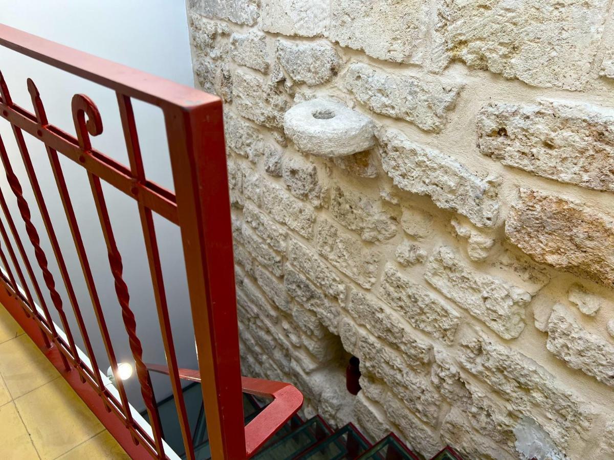 Appartamento Palazzo Barone,nel cuore del Borgo Antico. Bari Esterno foto